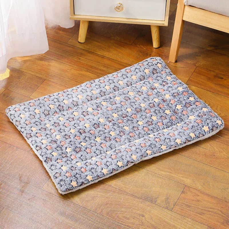 Thick Flannel Pet Sleeping Mat for Dogs & Cats